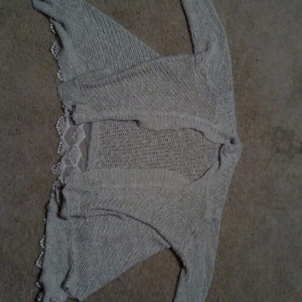 Women's sweater/cardigan